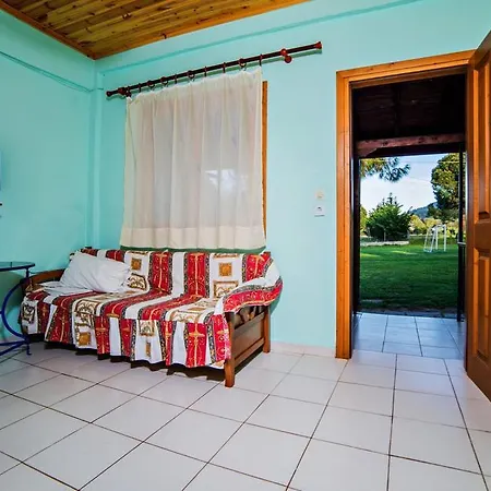 House Rena Апартаменты *