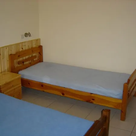 House Rena Вурвуру