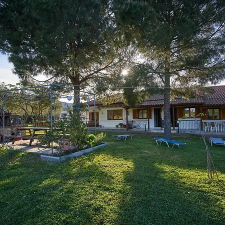 Apartament House Rena